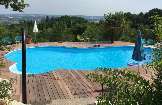 A little corner of paradise overlooking the pool and the Tarn valley