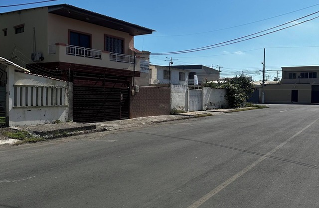 A lovely retreat in Salinas, Ecuador.