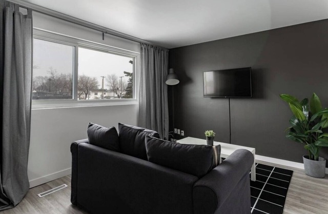 A One Bedroom Unit located near HSC
