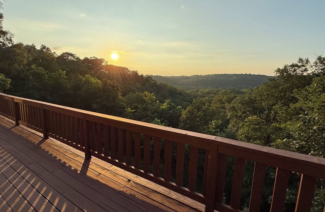 A peaceful, forest retreat with stunning views near historic Harpers Ferry.