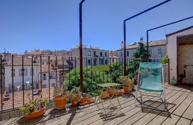 A Perch in Marseille