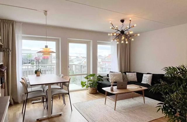 A private room in Hammarby Sjöstad, common space shared!