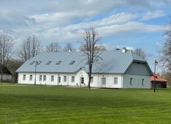 A. Smetonos Dvaro Smetonienės svetainė