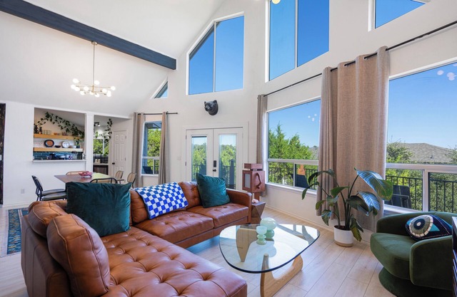 A vibrant Lake Travis retreat with stunning views, cozy spaces, and endless fun.