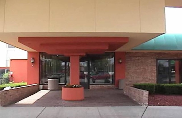 A Victory Inn & Suites - Ann Arbor