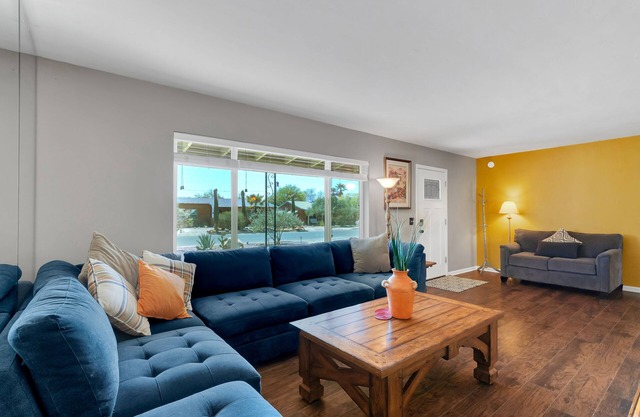 A Warm, Stylish Stay in the Heart of Tucson!
