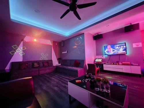 A01 Taman Daya Near Austin Family KTV Party 15pax