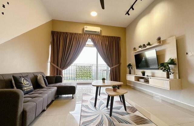 A11 Serene Centra Residence