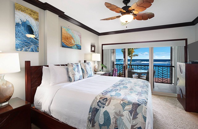 A402 - Corner Oceanfront Penthouse Suite - Amazing Pool, Lazy River, Beach & AC!