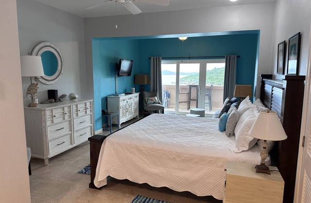 Aahana Studio at Grande Bay Resort