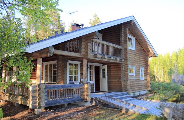 Aapishovi Chalet