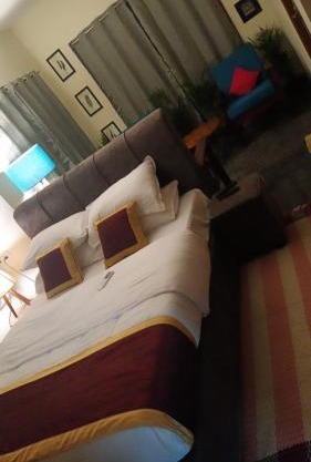 Aathira Inn