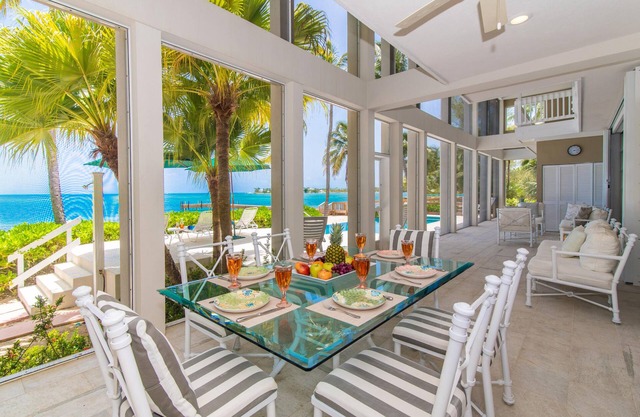 Abita Kai: ADA-Friendly Family Villa Across from The Kaibo w/Pool, Kayak & Sandy Beach w/Dock