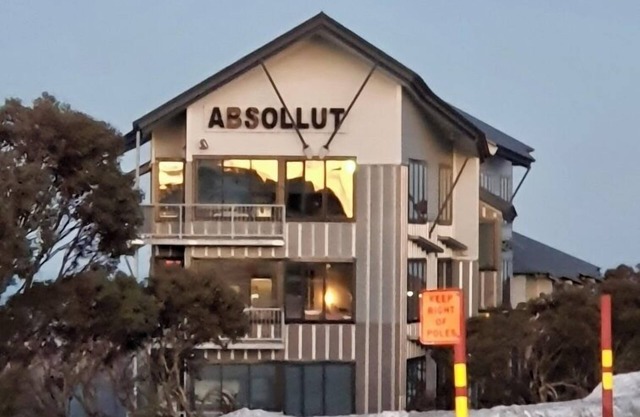 Absollut 9 - Central location
