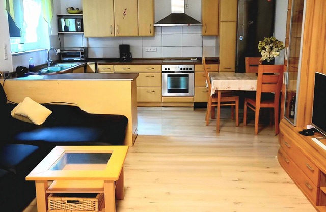 Accommodation near Europa-Park & forest in Lahr - up to 5 people