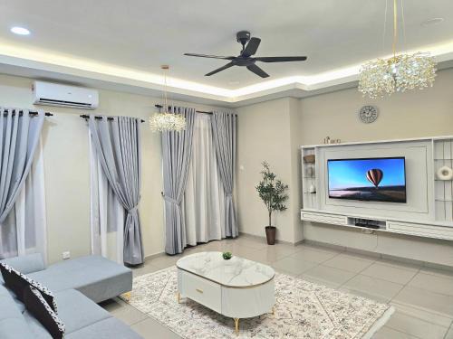 Adam Homestay