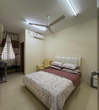 Adawiyah Guest House, Gambang