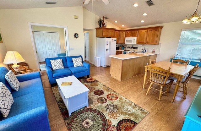 adorable 2 bedroom 1 bath beach house