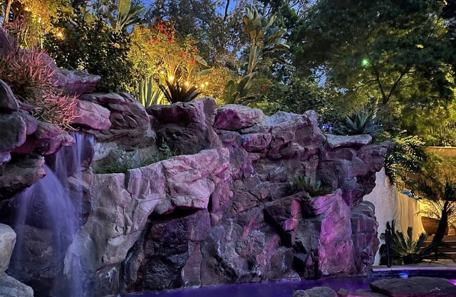 Adorable Patio Ensuite Apt w/ Pool access on private Beverly Hills estate