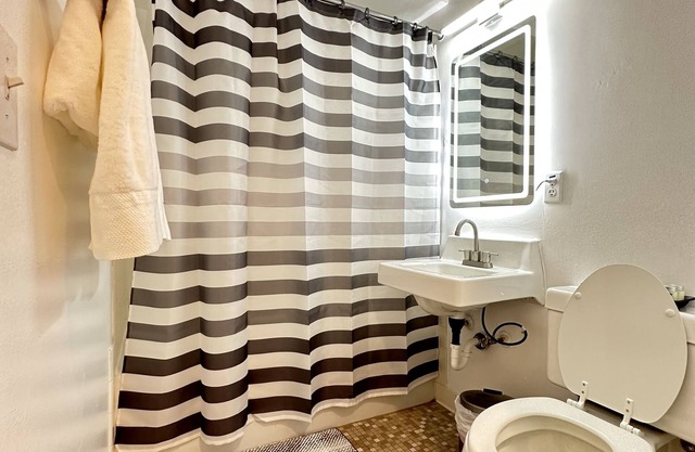 Adorable Studio Apartment in Gadsden, Al