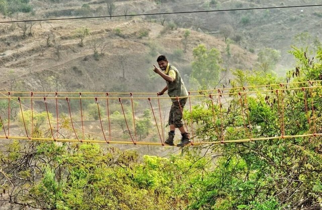Adventure Maval