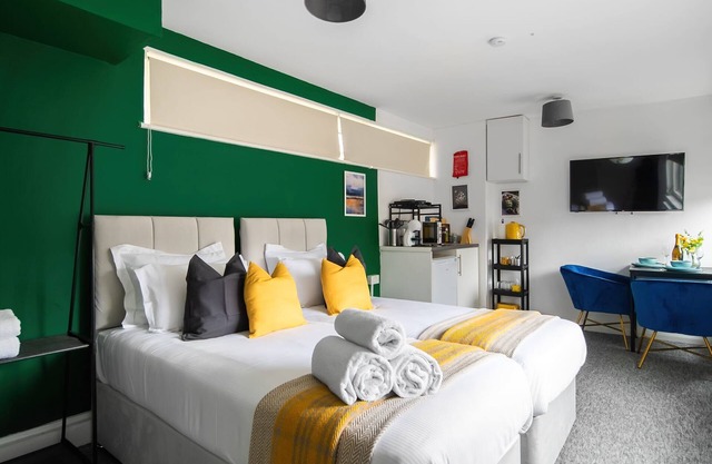 Affordable En-Suite Studio Rooms in London, N14 2A