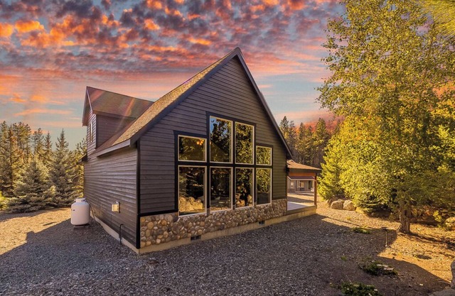 Affordable Family Mountain Cabin w/Silo+Spa-POOL ACCESS+Summer Specials
