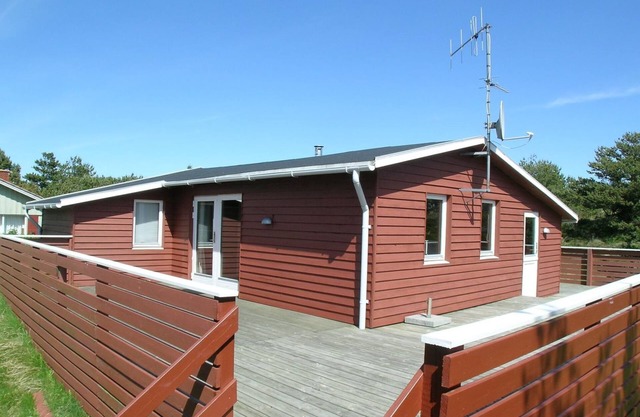 "Agir" - 600m from the sea by Interhome