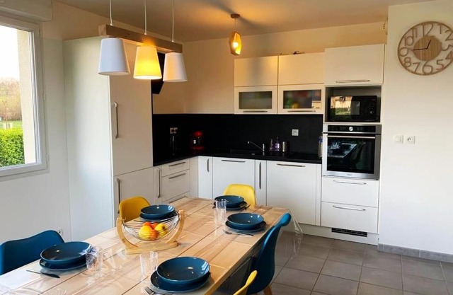 Agréable maison moderne, entre campagne et mer !