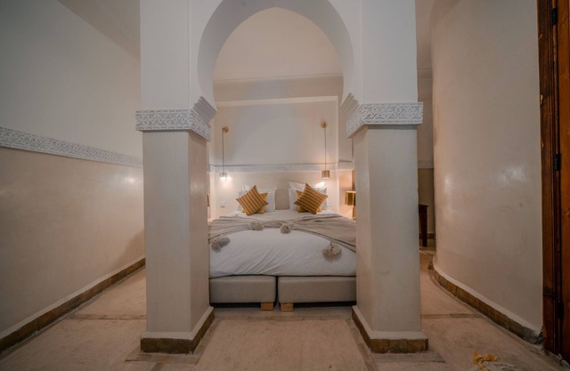 Air-conditioned suite with private bathroom