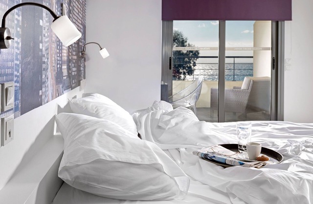 Airotel Patras Smart