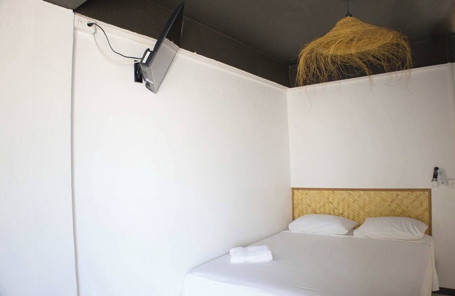 Airport Manini Lodge Studio 9