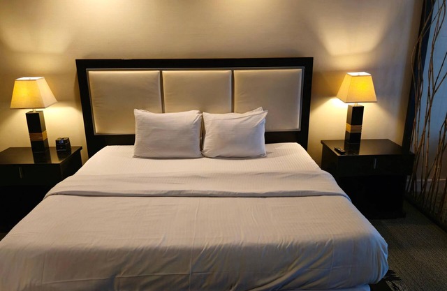 Airport MIA, Convenient King Studio w Kitchen