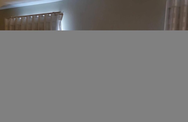 Airport MIA, Convenient XL King Studio w Kitchen