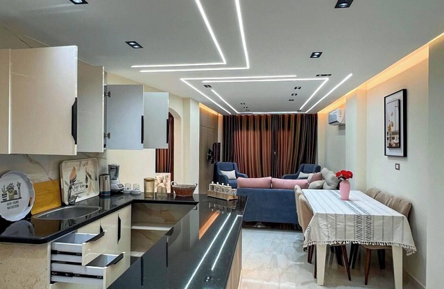 Al Emam 3BR Luxury Apt & Full Sea View