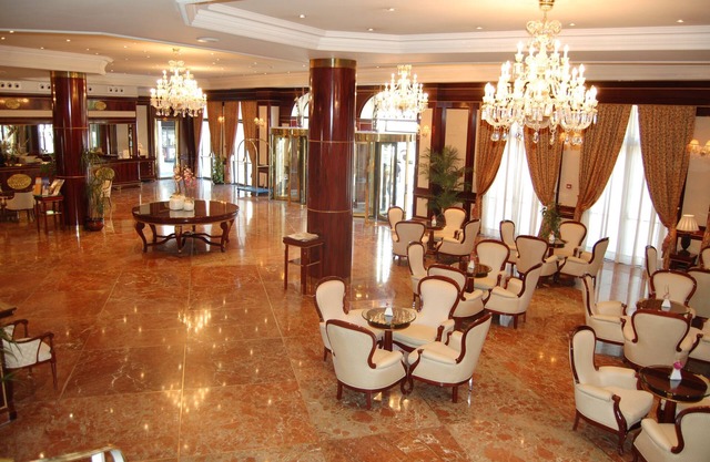Alameda Palace