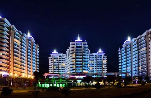 Alanya Azura Family Style
