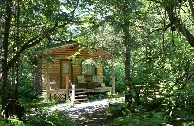 Alaska Creekside Cabins