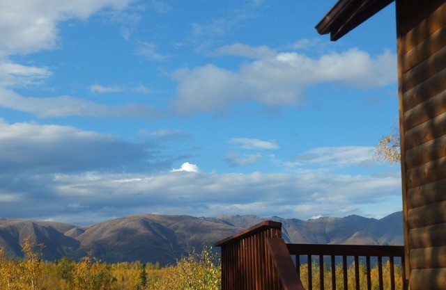 Alaska Creekside Cabins- cabin suite w/a view!