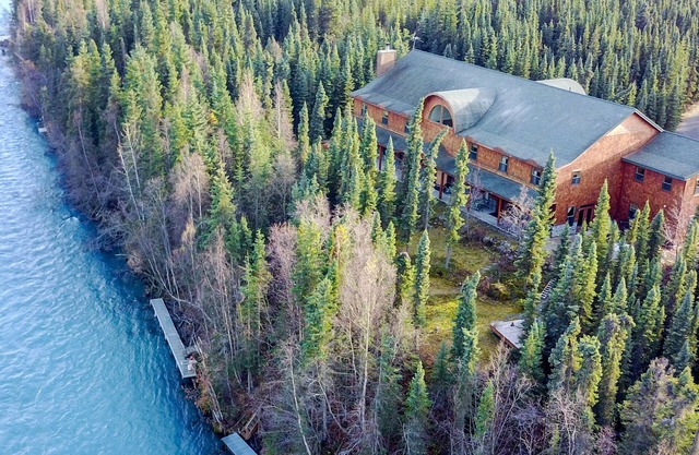 Alaska Legends Kenai River Lodge ~ Weddings. Family Reunions. Corporate Retreats
