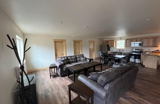 Alaska Summers Lodge Loft