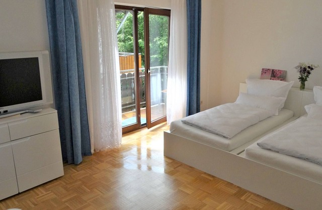 Alb Rosa, 32qm, Balkon, 1 Wohn-/Schlafzimmer, max. 2 Personen