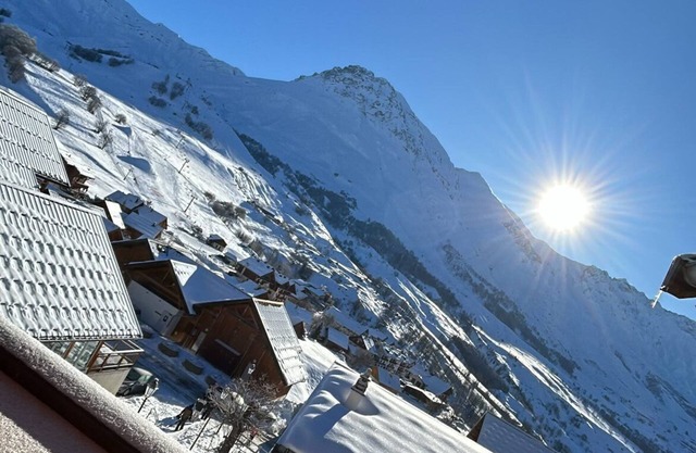 Albiez Montrond T2 34m2, sleeps 6, near center and ski slope (3min walk)