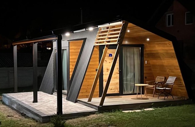 Alexandar house