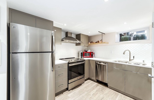 All New Modern Designed Apartment private entry off 1920s Craftsman Home