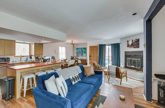 All-Season El Prado Condo Near Skiing & Hiking!