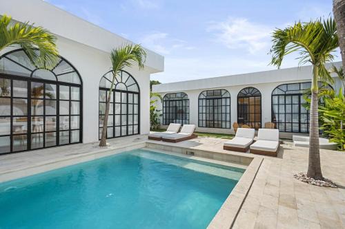 All-White Villa with Pool, Sauna, Firepit & Office