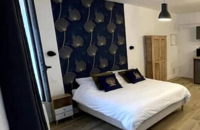 ALP Chartres - Parking Studio Inclus - lit 160x200