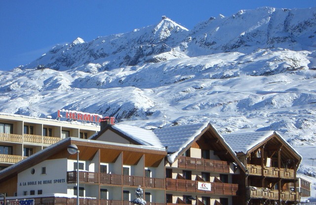 Alpe d'Huez - very city center ("Avenue des Jeux"), T3 65m2 8pers