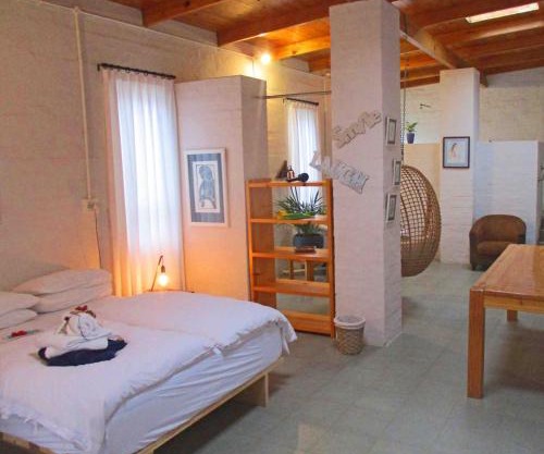 Alternative Space Bed and Breakfast